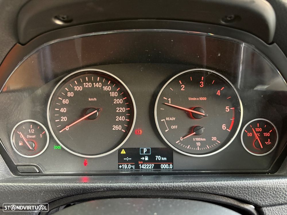 BMW 320 d Touring Aut. Sport Line - 49