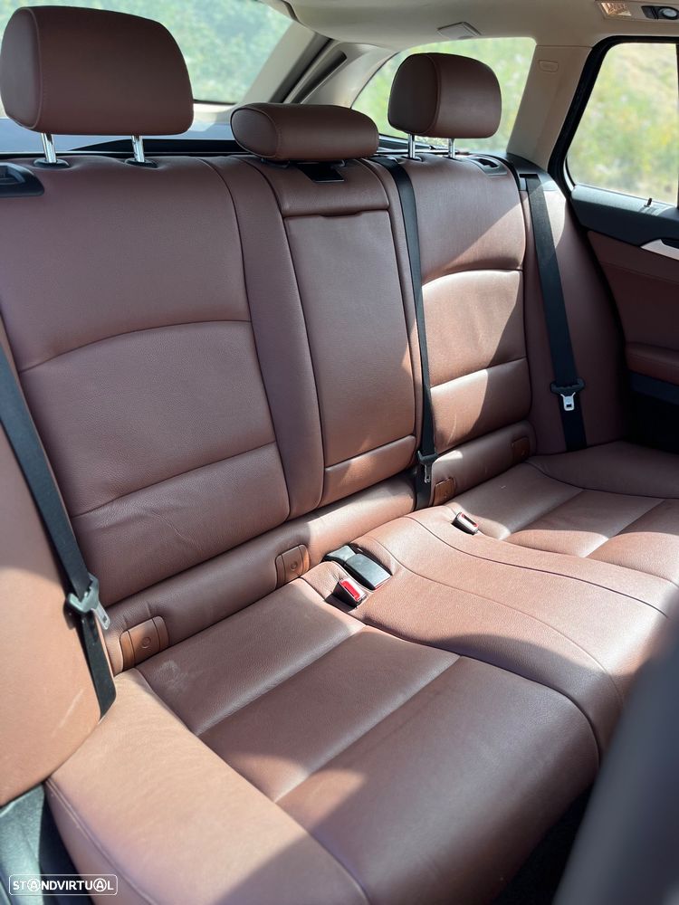 BMW 520 d Aut. Luxury Line - 12