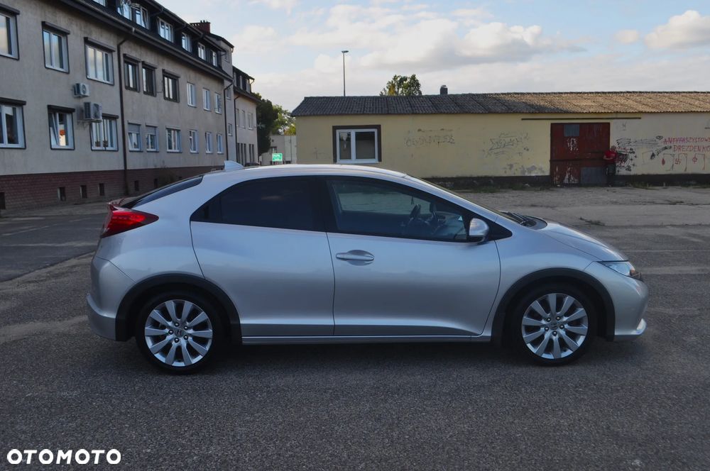 Honda Civic 1.8 i-VTEC Sport - 4