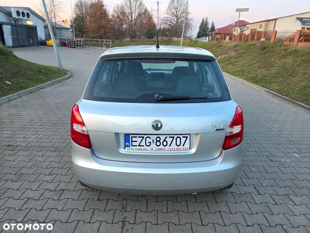Skoda Fabia - 11