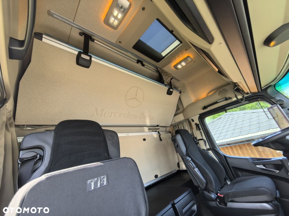 Mercedes-Benz Actros L 1848 LS // GigaSpace // LED // Orurowanie i oświetlenie dach kabiny // Klima postojowa // - 31