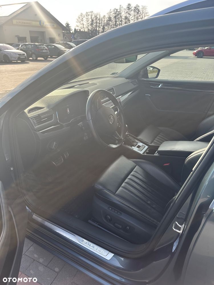 Skoda Superb 2.0 TDI SCR 4x4 L&K DSG - 12