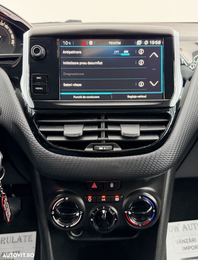 Peugeot 208 PureTech 82 Style - 30