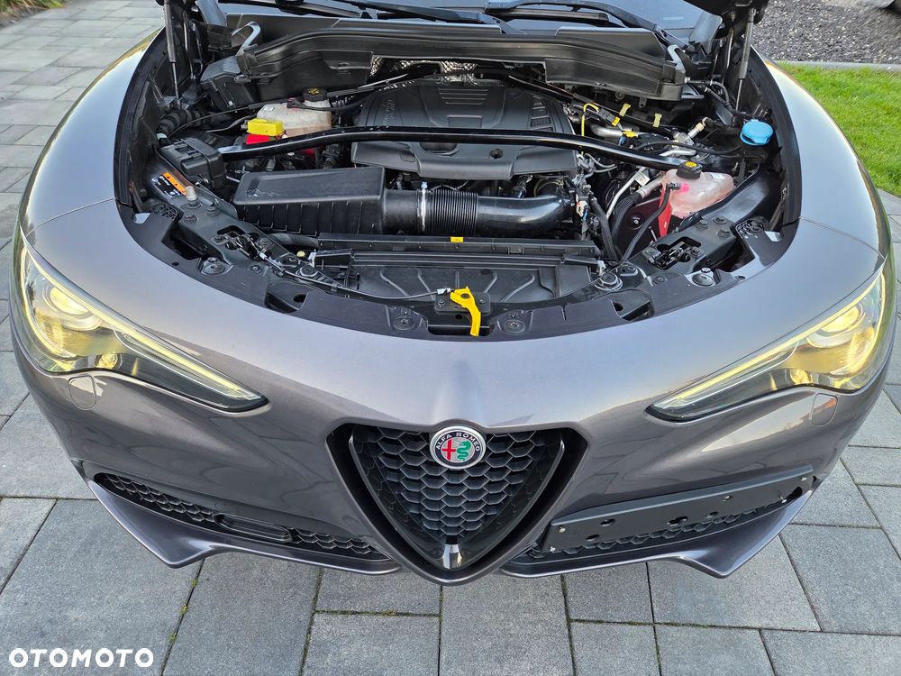 Alfa Romeo Stelvio - 23