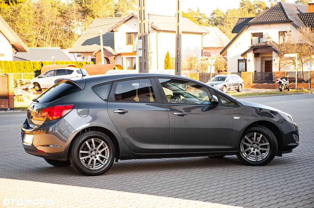 Opel Astra 1.6 Active - 14