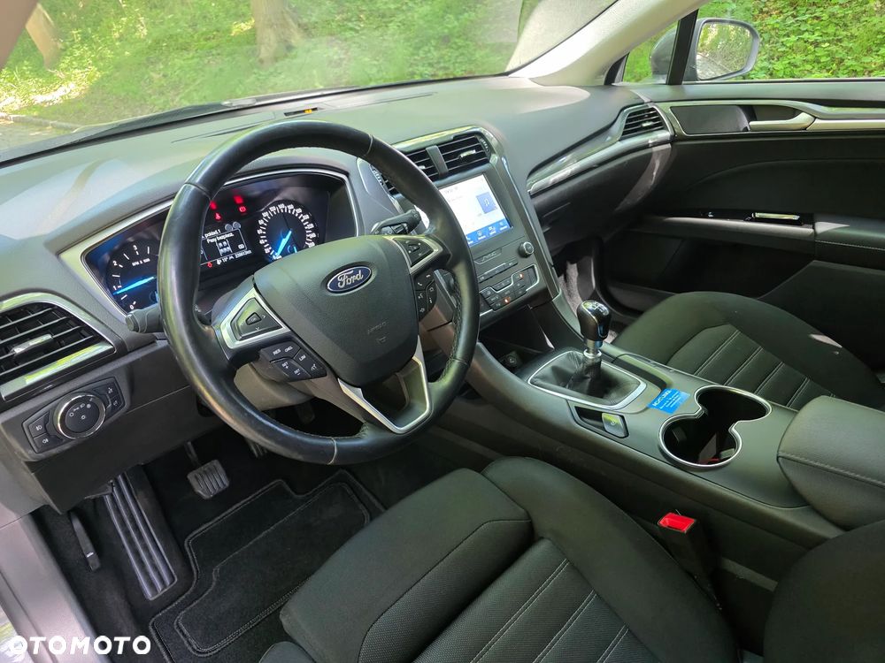 Ford Mondeo 2.0 TDCi Titanium - 18