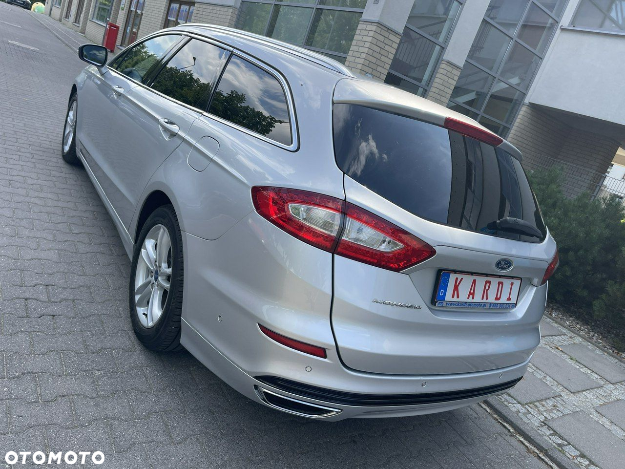 Ford Mondeo - 10