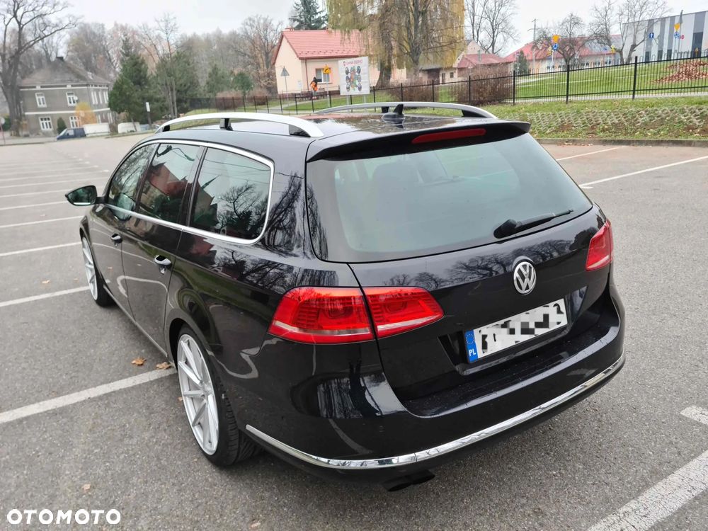 Volkswagen Passat 2.0 TDI Comfortline - 19
