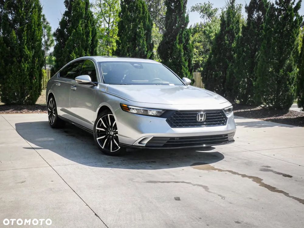 Honda Accord - 1