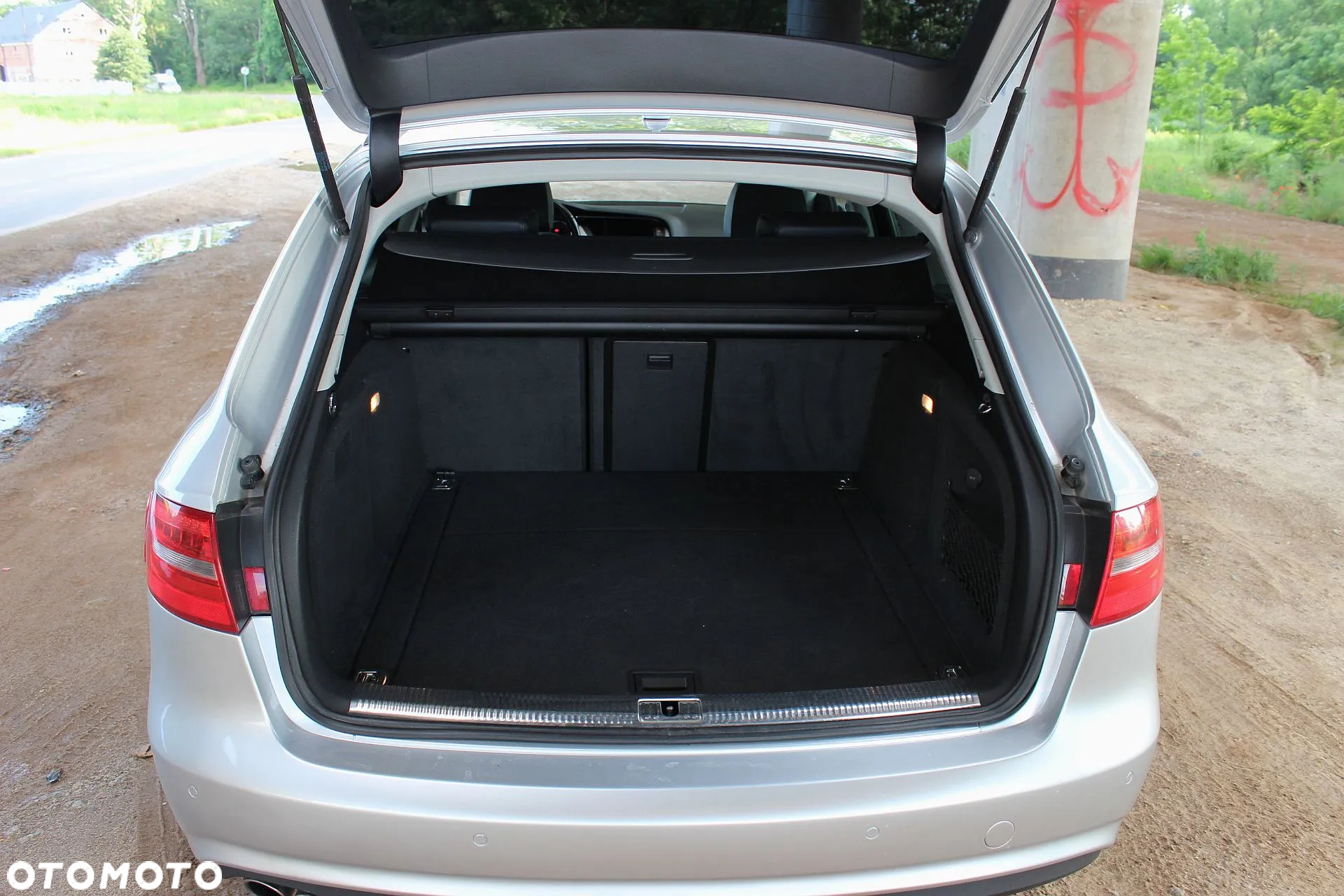 Audi A4 Avant 2.0 TDI DPF quattro S line Sportpaket - 12