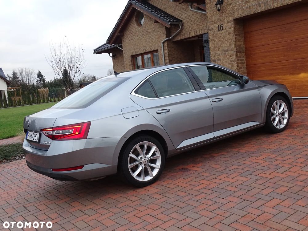 Skoda Superb 1.5 TSI ACT Ambition - 4