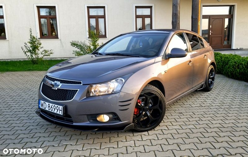 Chevrolet Cruze - 10
