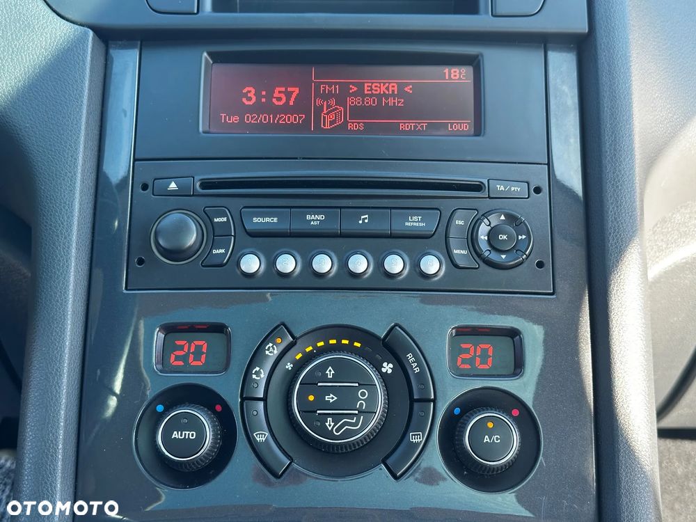 Peugeot 5008 155 THP Style - 29