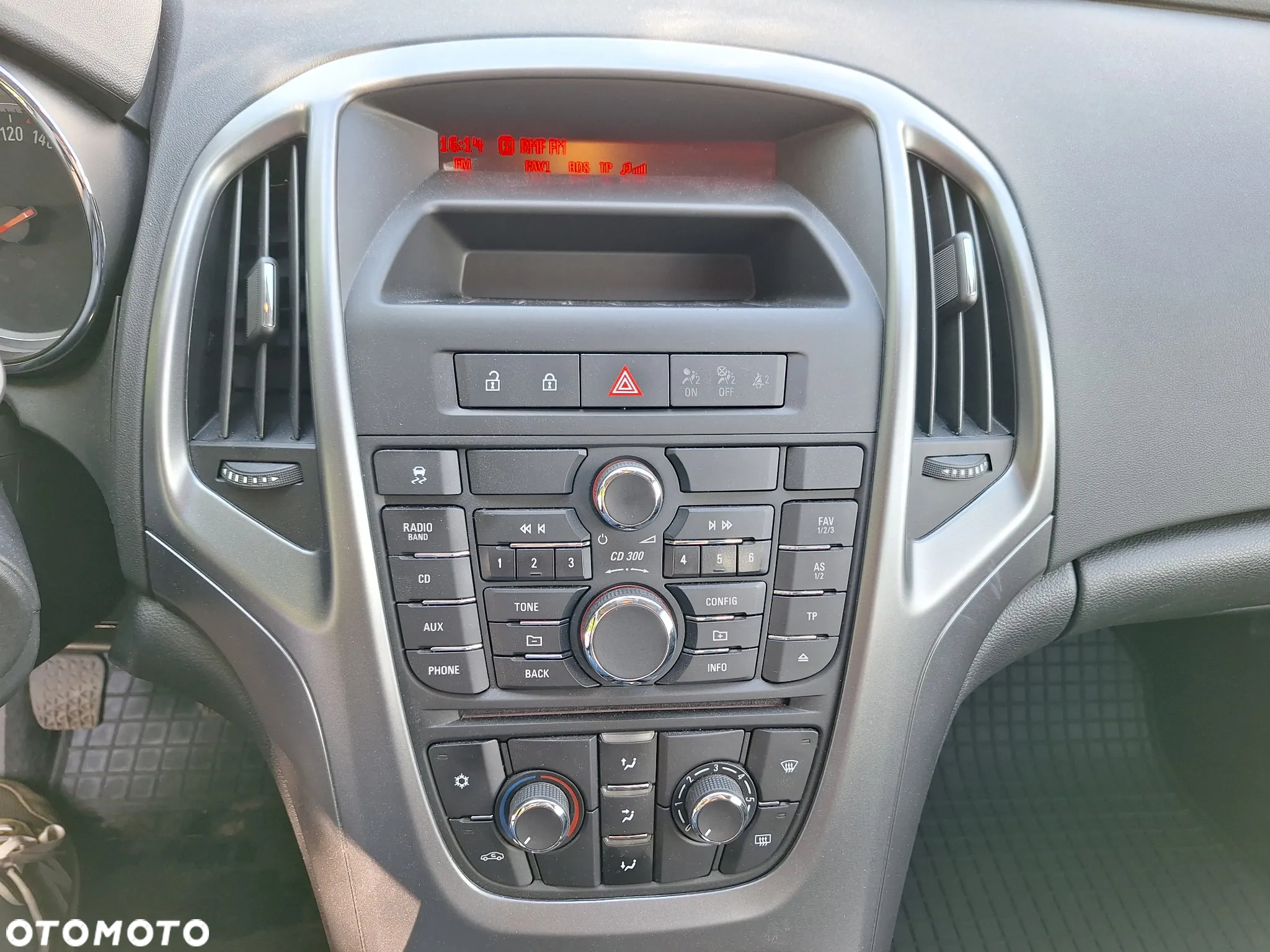 Opel Astra IV 1.6 Enjoy EU6 - 26