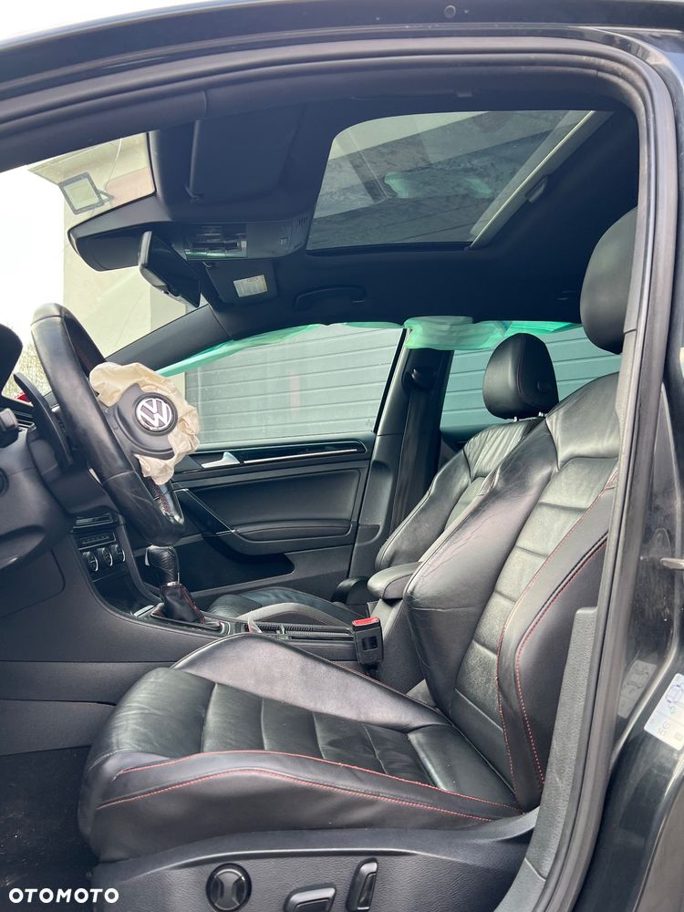 Volkswagen Golf GTI Performance BlueMotion Technology DSG - 12