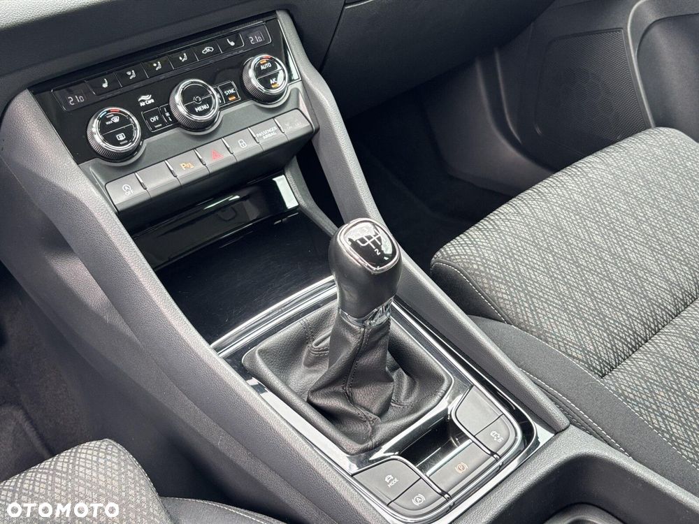 Skoda Karoq 1.5 TSI ACT Style - 25