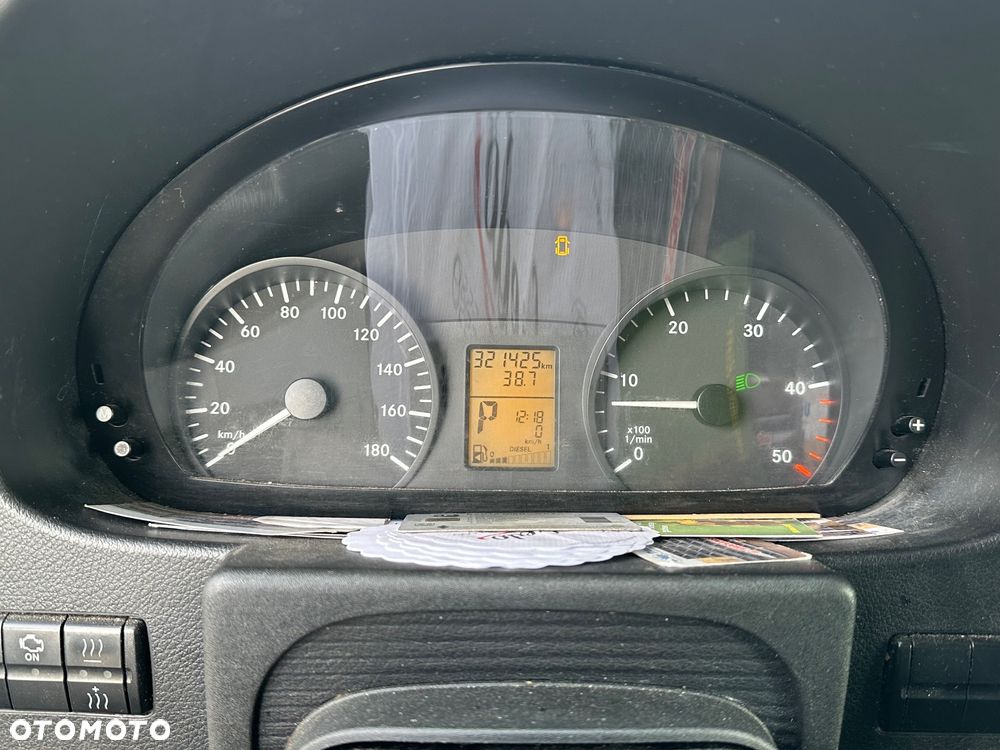 Mercedes-Benz Sprinter - 8