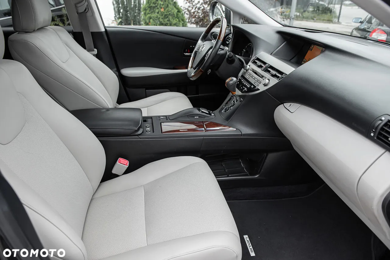 Lexus RX 450h Prestige - 34