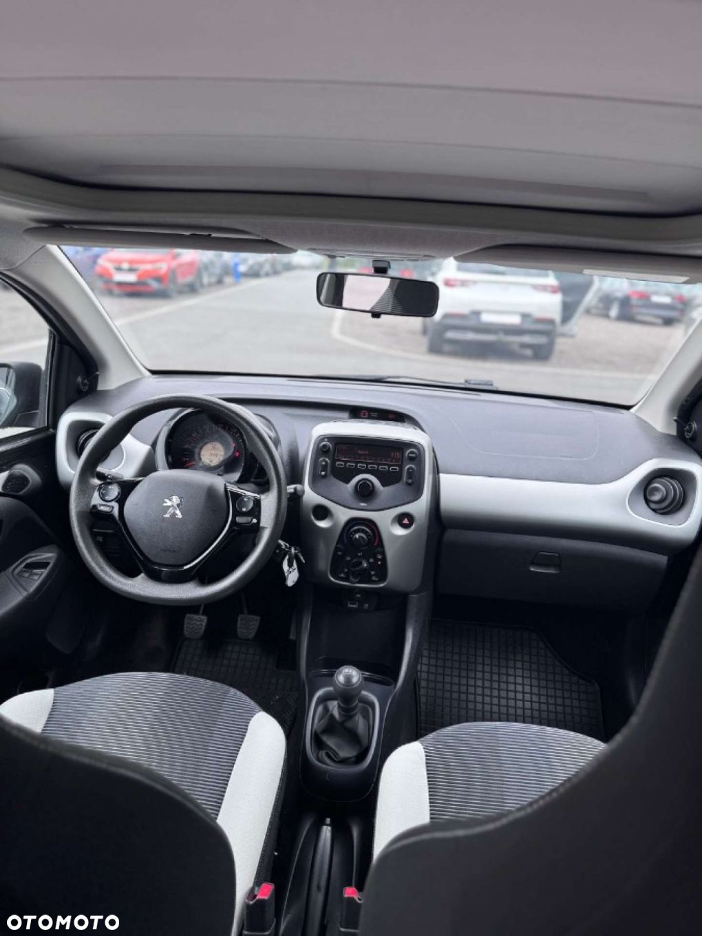 Peugeot 108 - 30