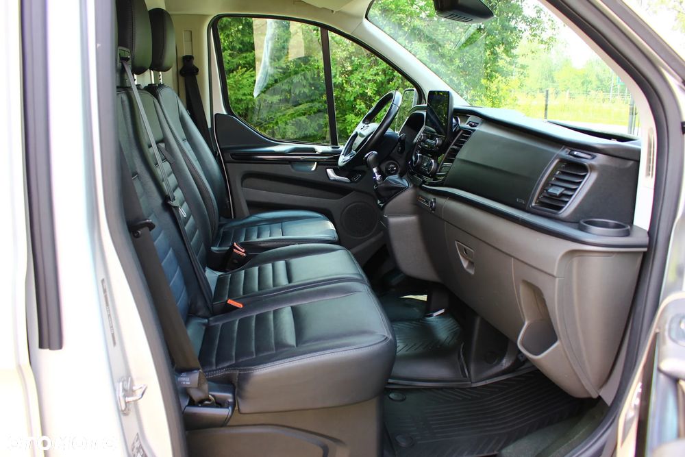Ford TRANSIT CUSTOM TRAIL 2.0 TDCI 131KM 3 OSOBOWY NAVIGACJA KAMERA FELGI FULL OPCJA STAN PERFEKT FV23% - 28