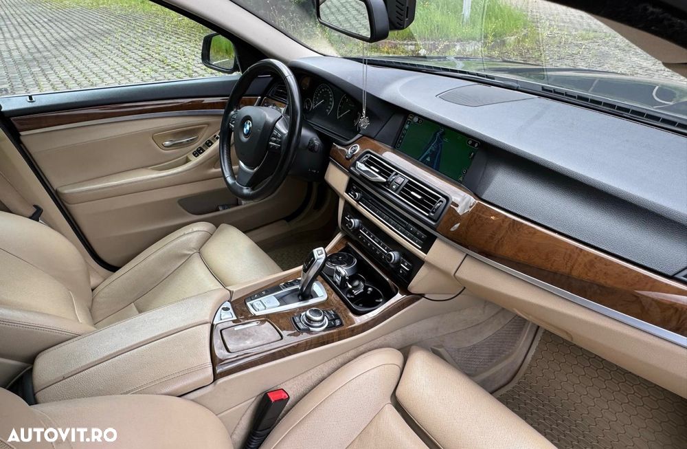 BMW Seria 5 525d xDrive Sport-Aut. - 15
