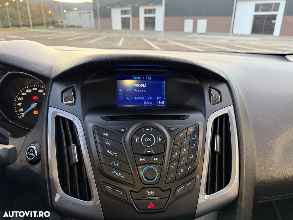 Ford Focus - 19