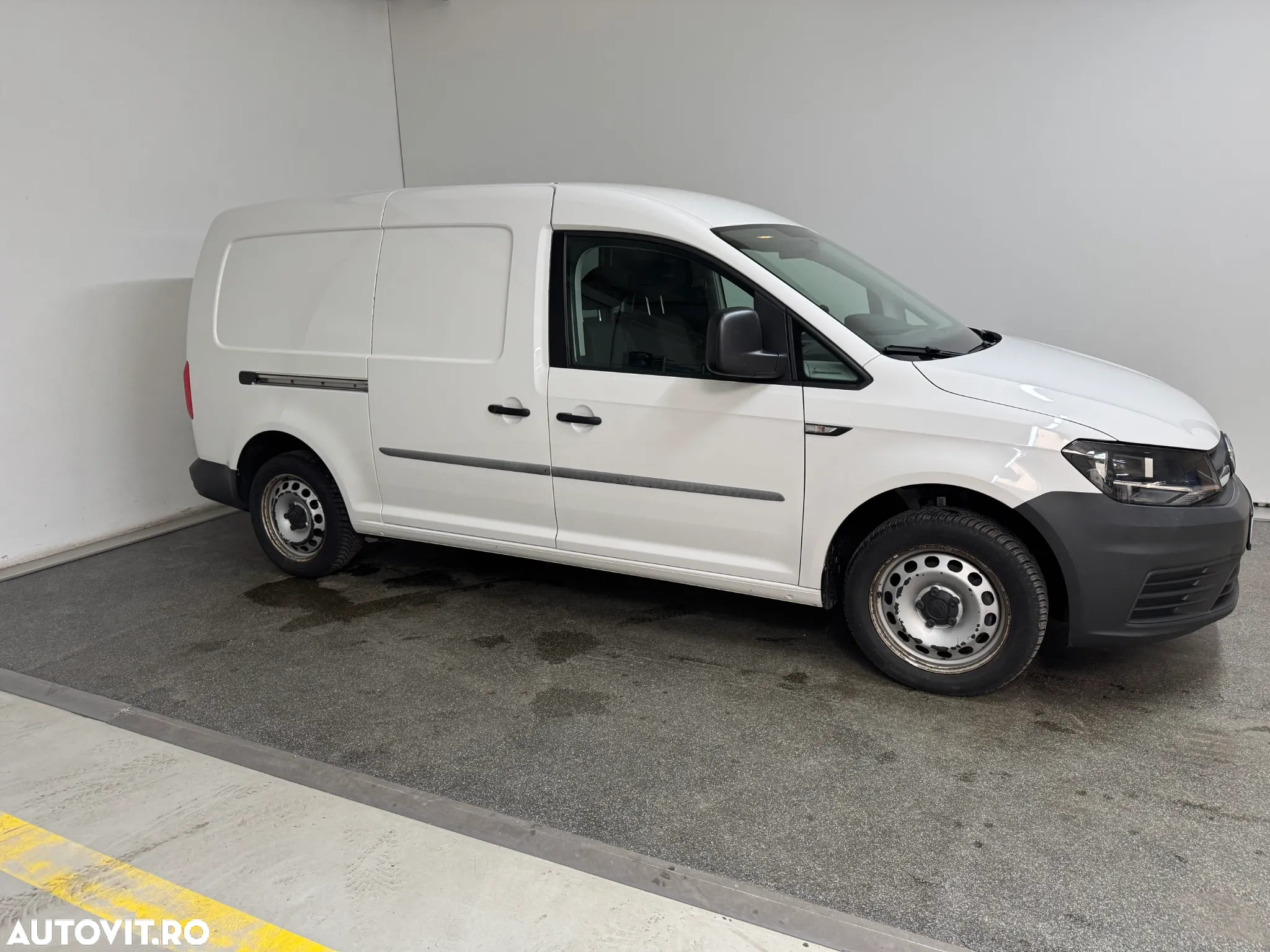 Volkswagen Caddy - 6