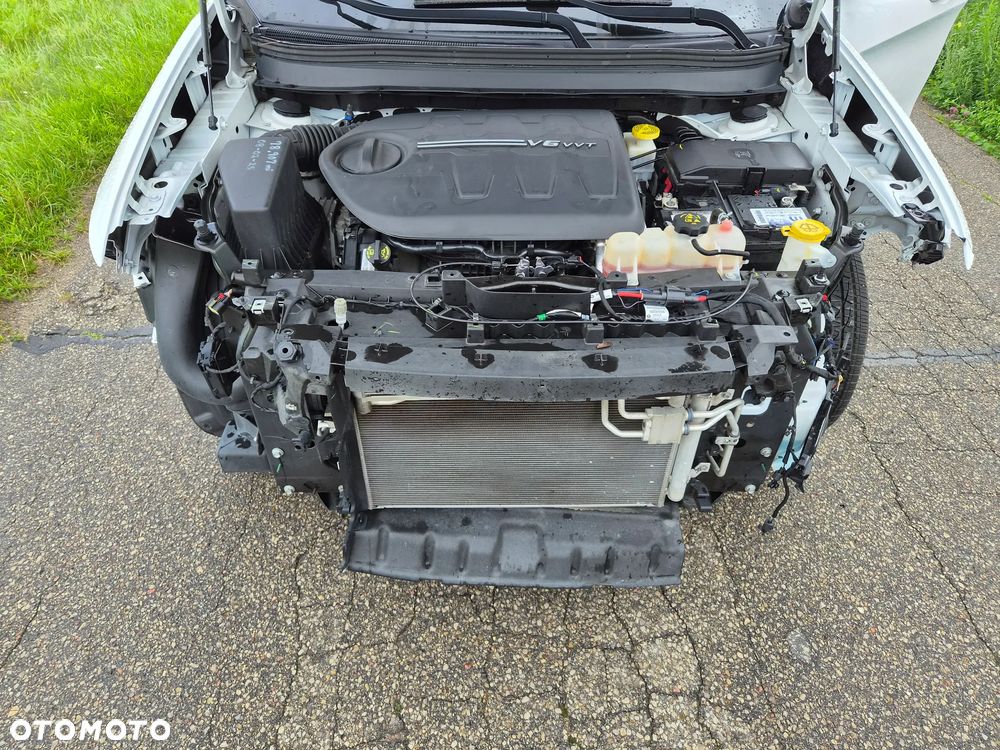 Jeep Cherokee - 12