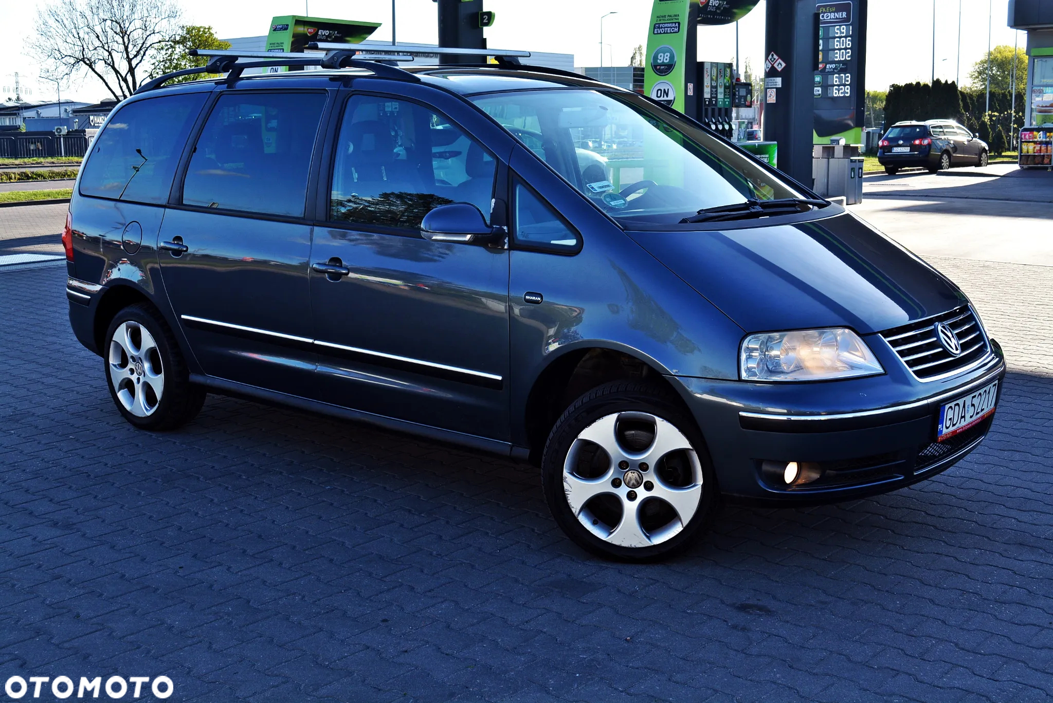 Volkswagen Sharan - 8