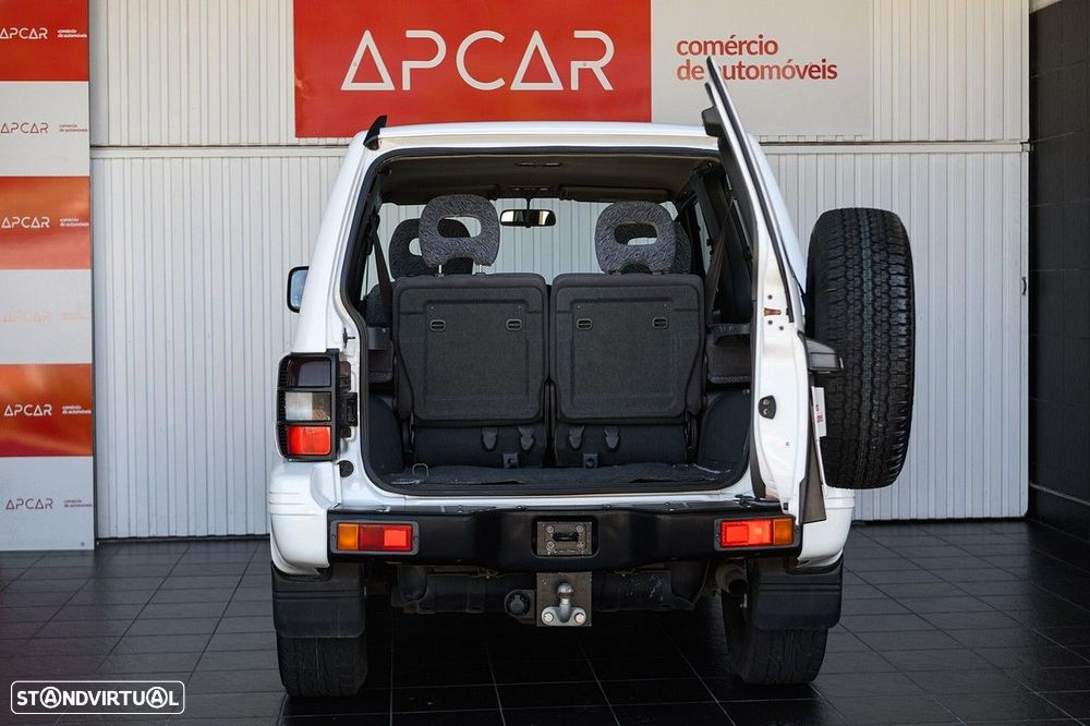 Mitsubishi Pajero 2.8 TD GLS - 19