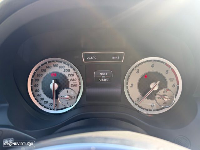 Mercedes-Benz A 180 CDI BE AMG Line - 9