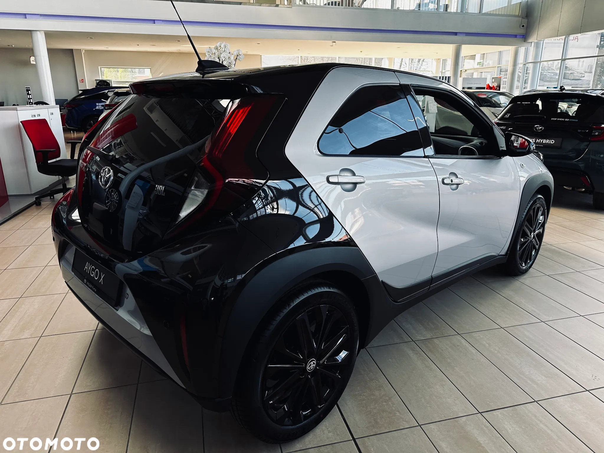 Toyota Aygo X 1.0 VVT-i JBL CVT - 5