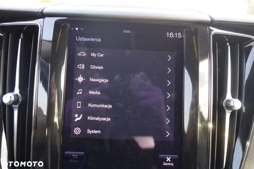 Volvo XC 60 B4 D AWD Inscription - 28