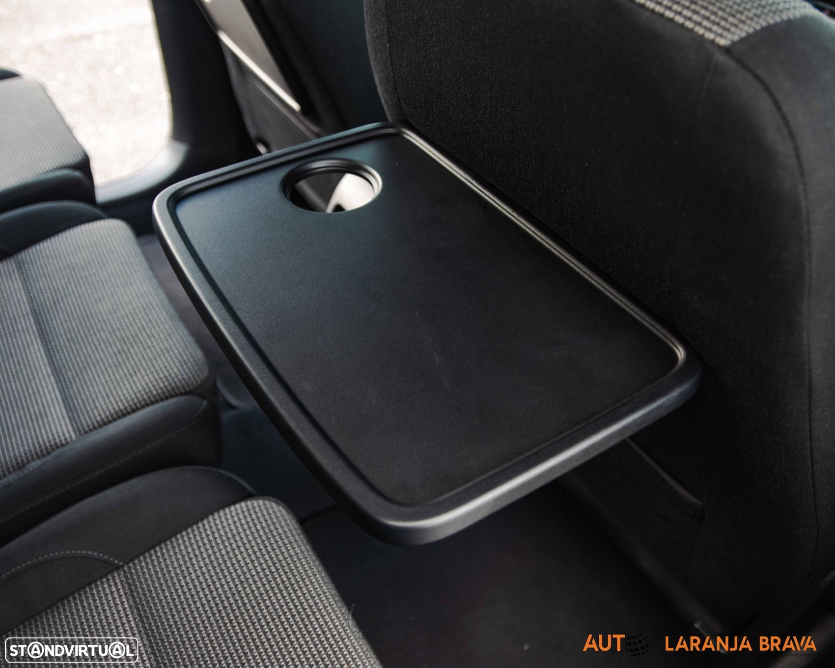 VW Sharan 2.0 TDI Confortline - 29