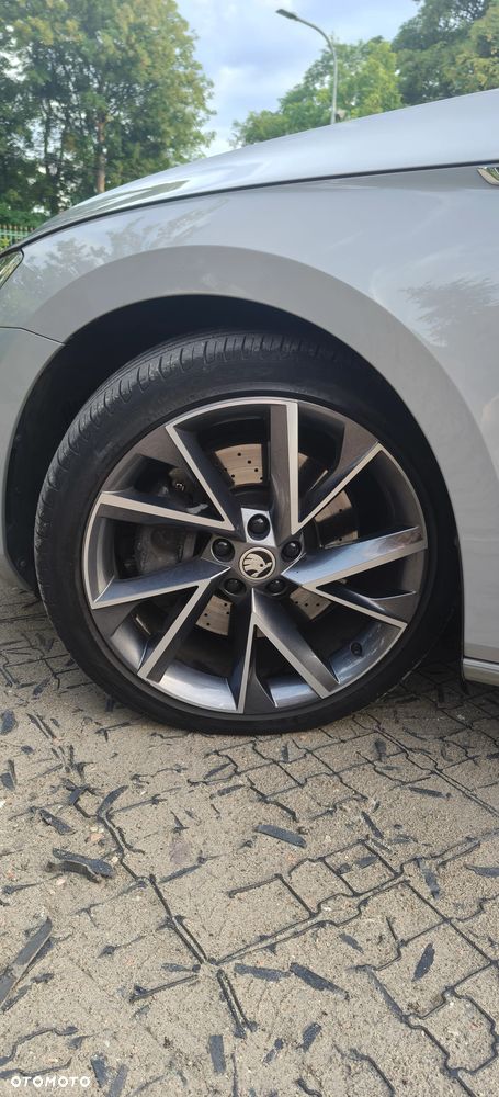 Skoda Superb 2.0 TSI 4x4 Sportline DSG - 22