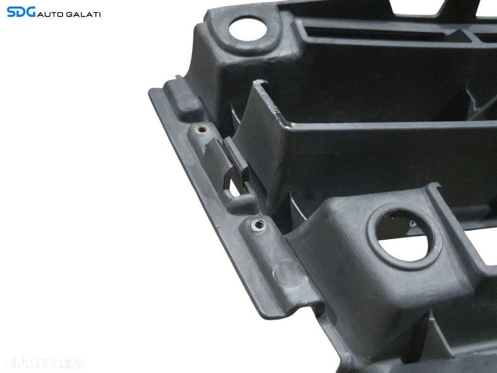 Grila Centrala Inferioara de pe Bara Spoiler Fata Volkswagen Touran 1T2 Facelift 2003 - 2010 Cod 1T0853677 [N3309] - 8