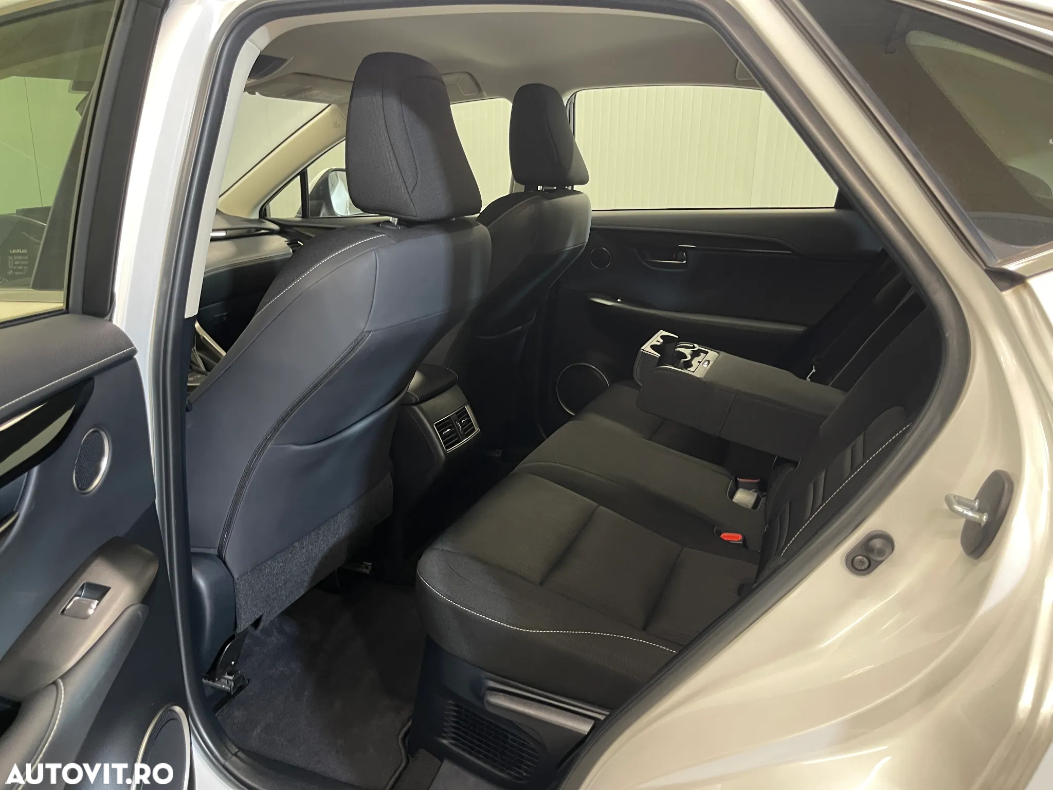 Lexus Seria NX 300h AWD Business - 11