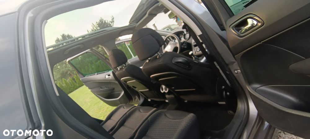 Peugeot 308 2.0 HDi Premium - 7