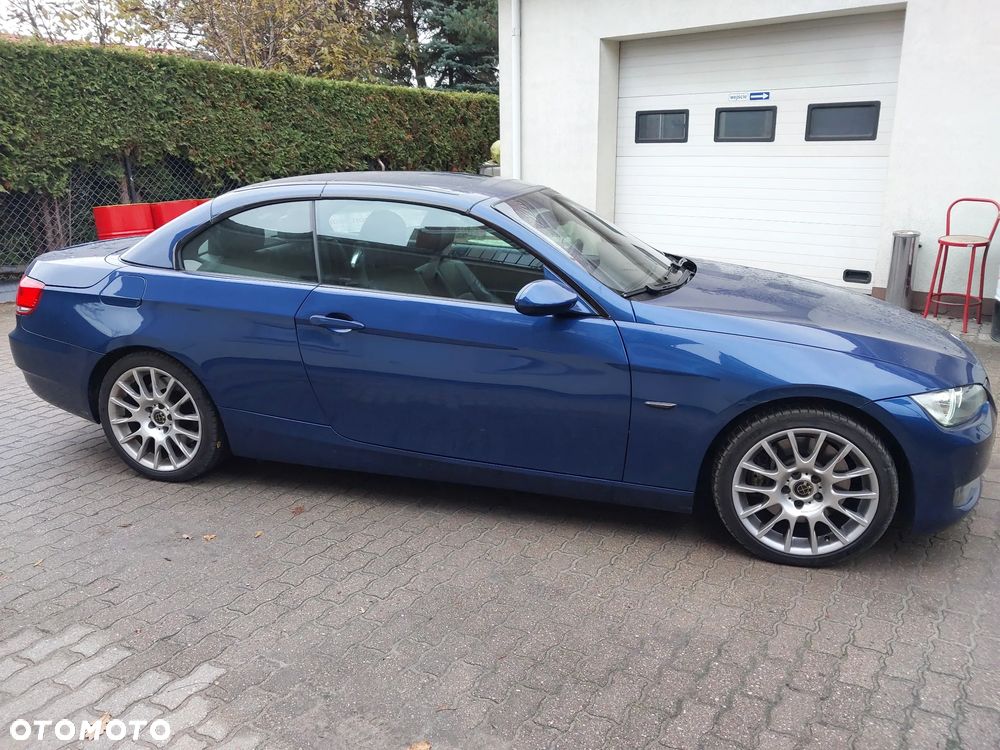 BMW Seria 3 330i - 6