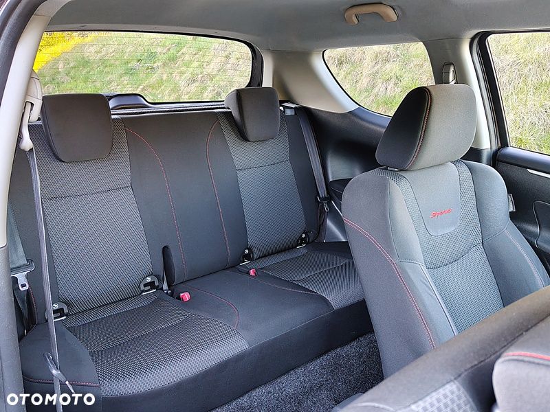 Suzuki Swift 1.2 Premium - 9