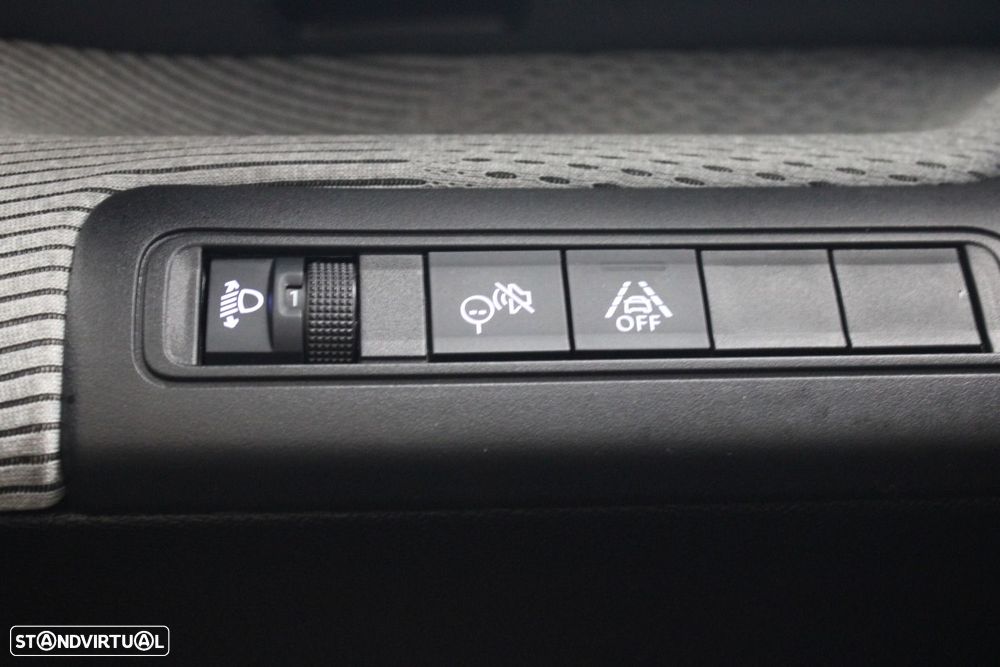 Citroën e-C3 44 kWh Autonomia Conforto Max - 11