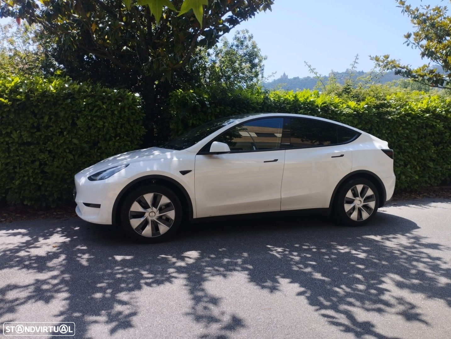 Tesla Model Y Tração Traseira - 2