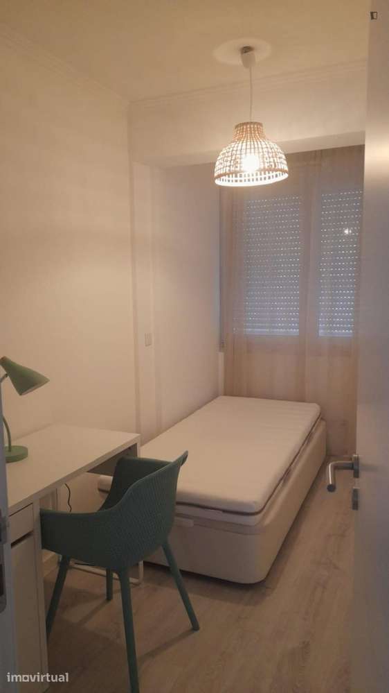 Quarto - localizado em Oeiras Lisbon - Grande imagem: 5/11