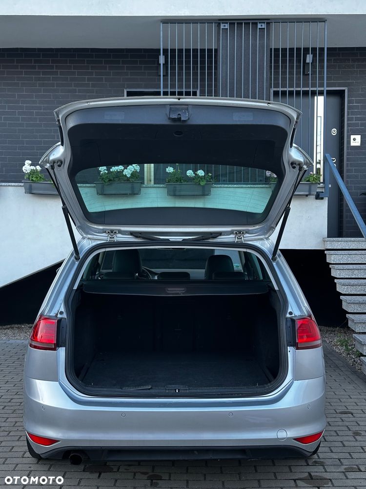 Volkswagen Golf 1.6 TDI BlueMot Comfortline DSG - 16