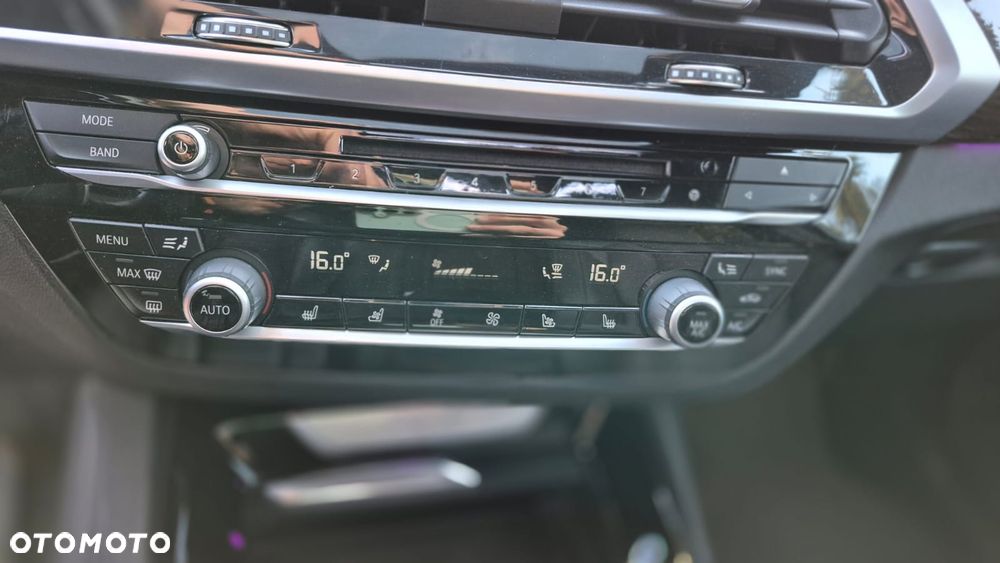 BMW X3 xDrive30i GPF xLine sport - 23