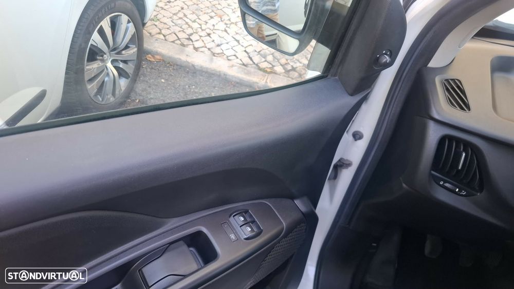 Fiat Doblo 1.3 Multijet - 19
