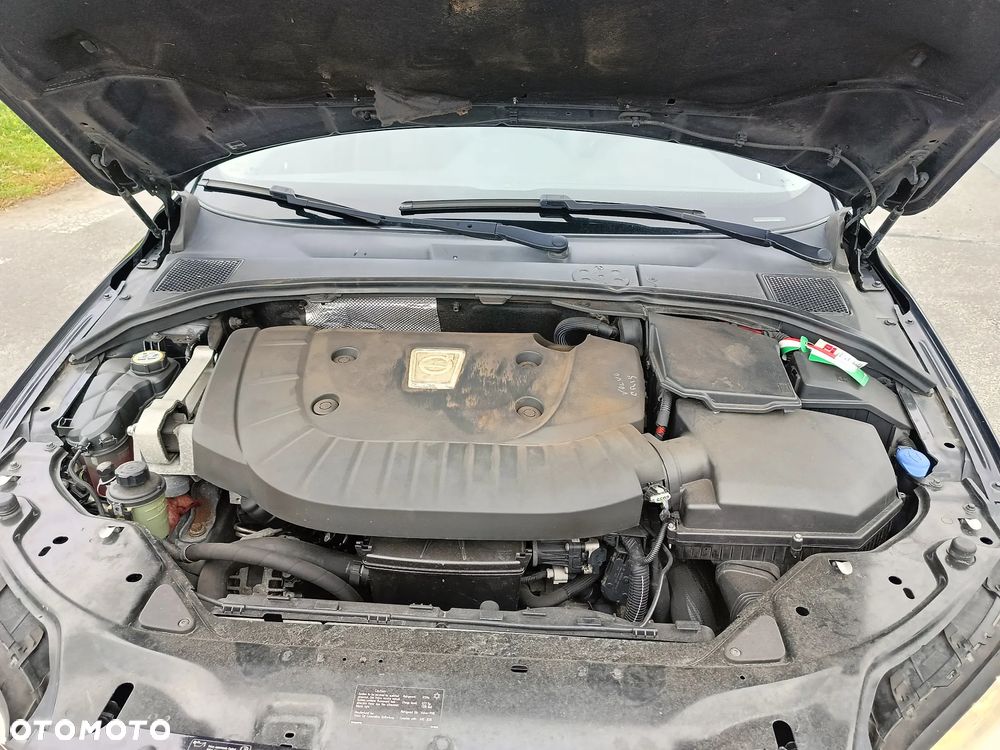 Volvo V70 D3 Geartronic Edition - 10