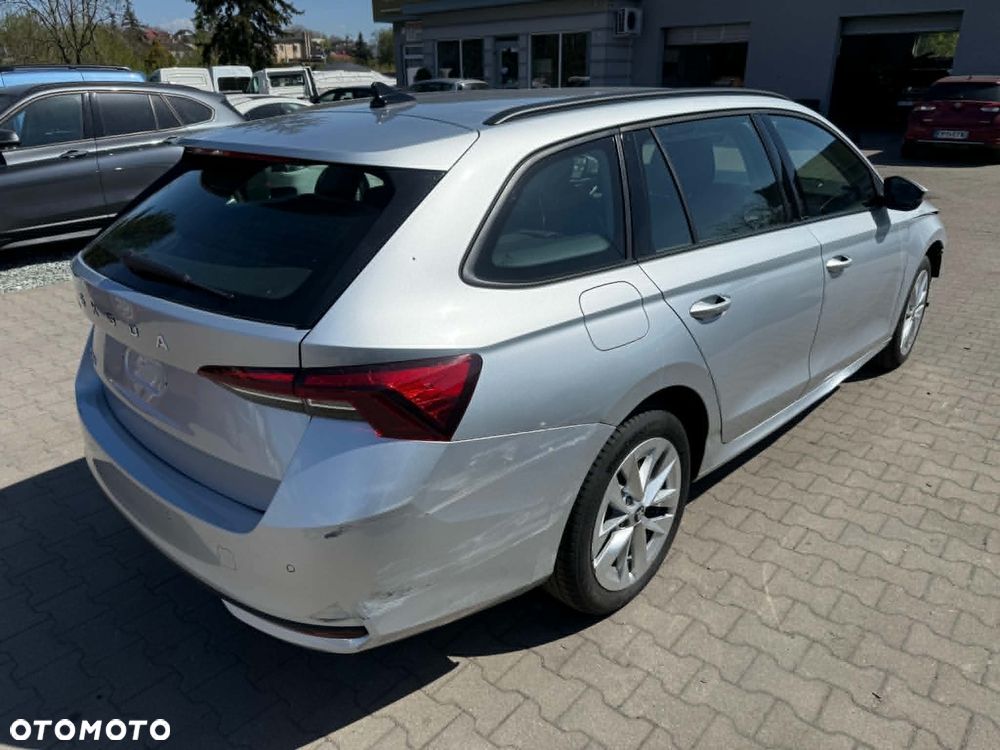 Skoda Octavia 1.5 TSI e-TEC DSG Selection - 3