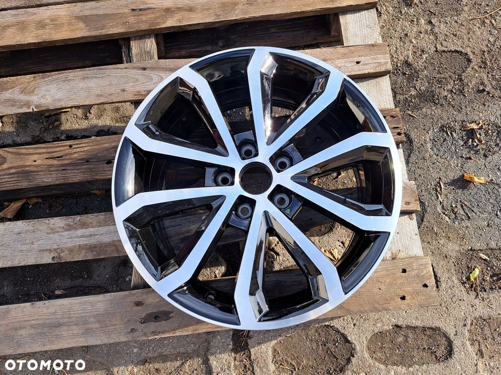 Oryg. Skoda Octavia 17 7j 5e0 et49 4910 ex322 j. nowa - 1