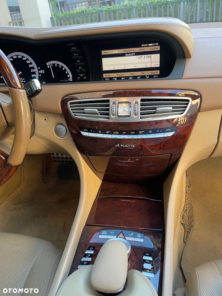 Mercedes-Benz CL 500 4-Matic BlueEff - 20
